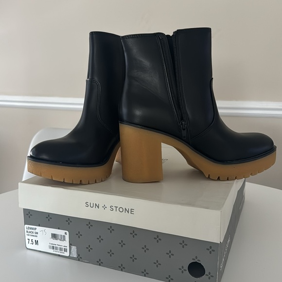 Sun + Stone Womens Lennii  Faux Leather Platform Ankle Boots 7.5 M - Picture 4 of 6